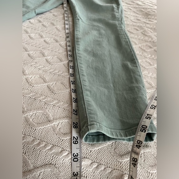 Universal Thread Mint Green Mid Rise Skinny Jeans Women’s Size 8 - Picture 13 of 16